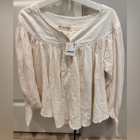 NWT Free People Crinkle Blouse - Picture 2 of 4